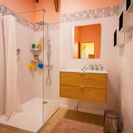 ​Le Gîte du Lac - Piscine Privée * Brugnens