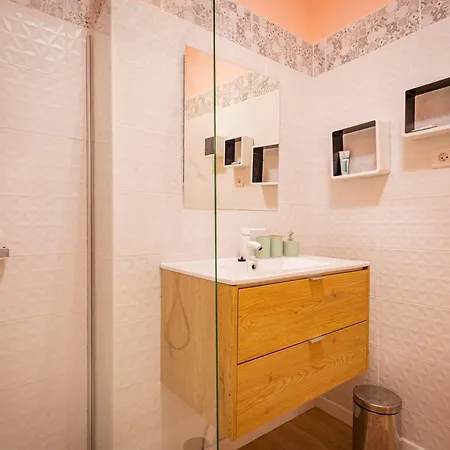 ​Le Gîte du Lac - Piscine Privée Brugnens