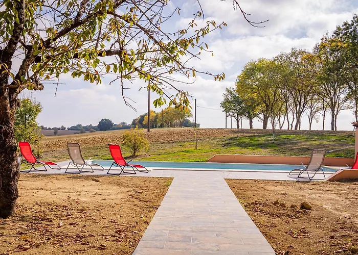 Ferienhaus ​Le Gite Du Lac - Piscine Privee *